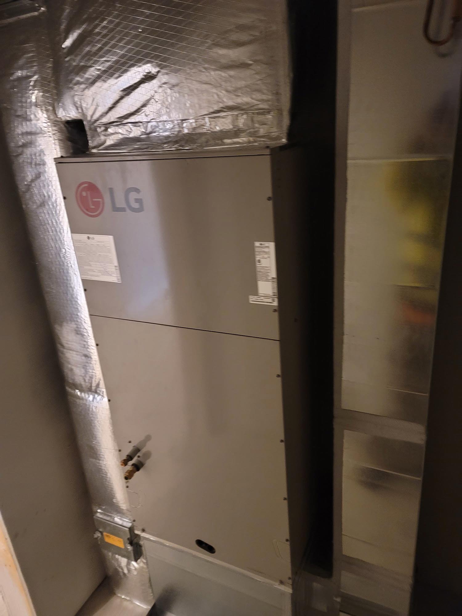 AIRMAX indoor heat pump and air handler installation